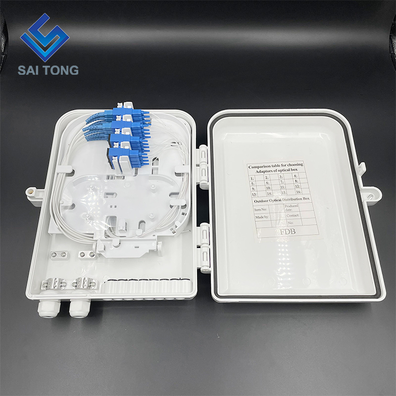 Scatola terminale per apparecchiature in fibra FDB Made in China Scatola di distribuzione in fibra ottica per interni / esterni a 16 conduttori con adattatore SC 16 pezzi